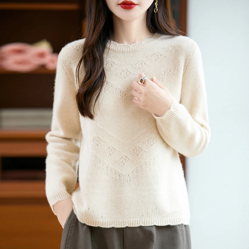 

100% Wool Thickened Sweater with Round Neck, Lace and Hollow Design, Combining Warm Texture and Exquisite Style