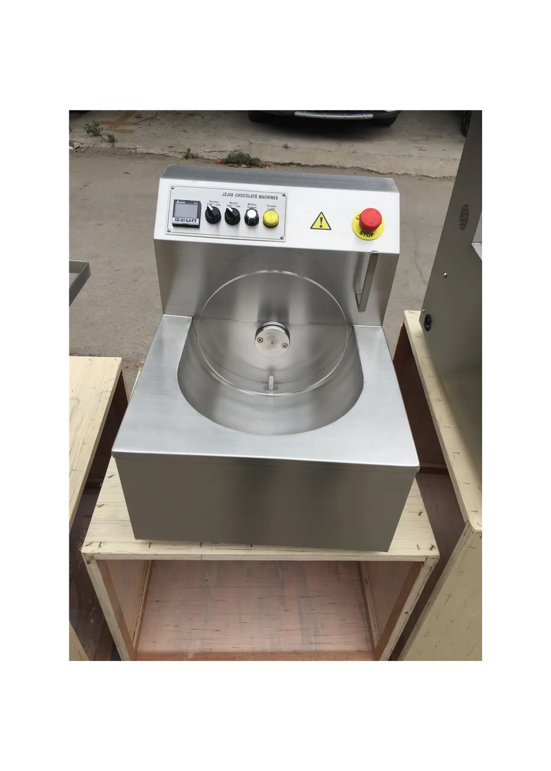 Electric Temperature Adjustable Chocolate Tempering Machine 8KG Small Tabletop Stainless Steel Melting Maker Vibration Table