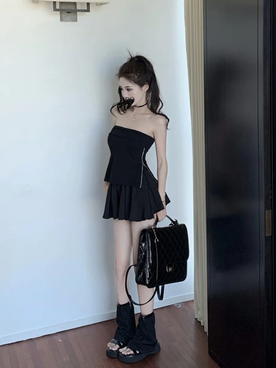 

Elegant Tea-Themed Two-Piece Set Women's High-Waist Pleated Skirt And Tube Top Fashionable Korean Style Casual Spring Wear