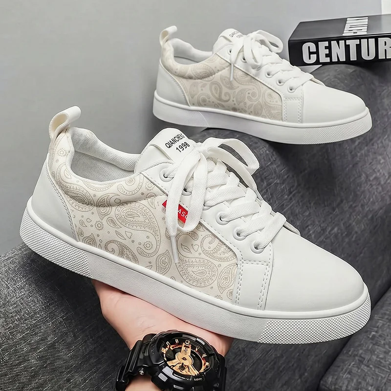 2026 New Summer Men Printed Casual Skate Shoes, Trend Versatile Low Top Fashion White Sneakers, All Season Daily Sports Footwear