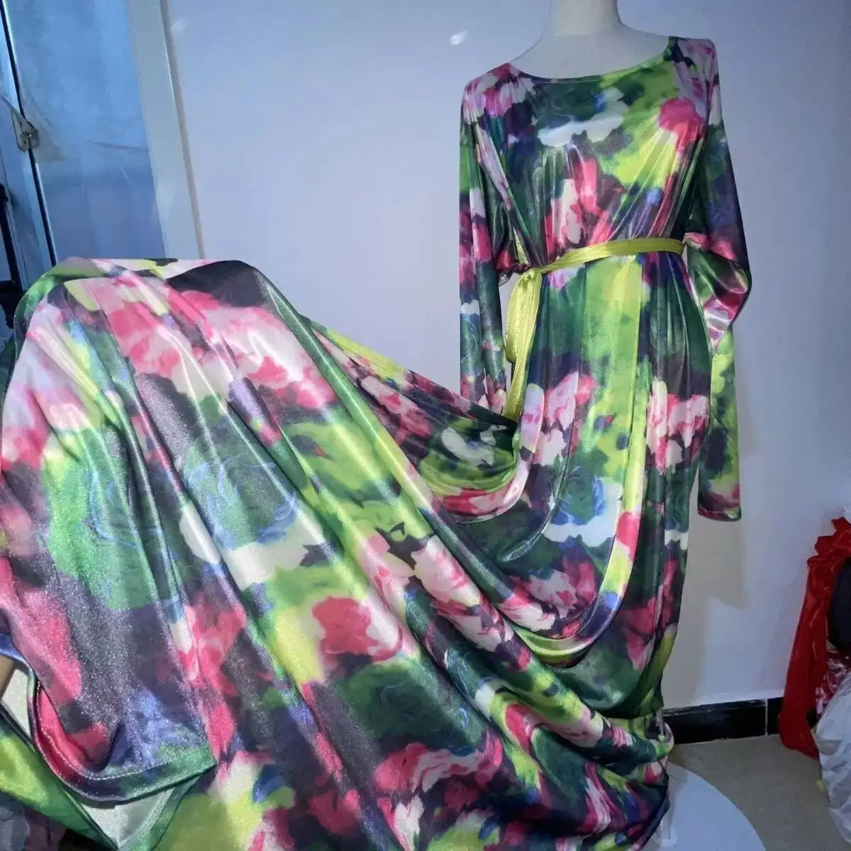 

Glossy Women Floral Satin Long Sleeve Dress With Sash Loose Maxi Dress Plus Size Sleeping Robe