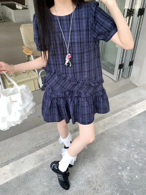 痩身ブルーチェック柄半袖ドレス女性の夏の新しい大きいサイズウエスト締め学校スタイルショートスカート韓国語バージョンバブルスリーブポリエステル繊維