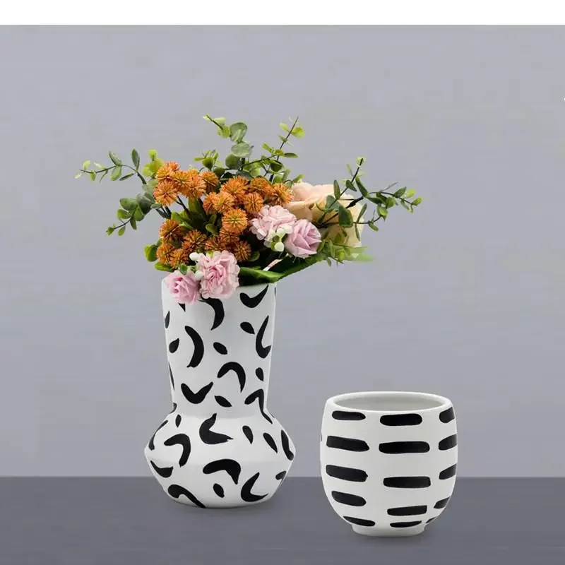 Ceramic Vase Black and White Spots Flower Arrangement Accessories Flower Pot Handmade Modern Home Decoration Crafts Vases