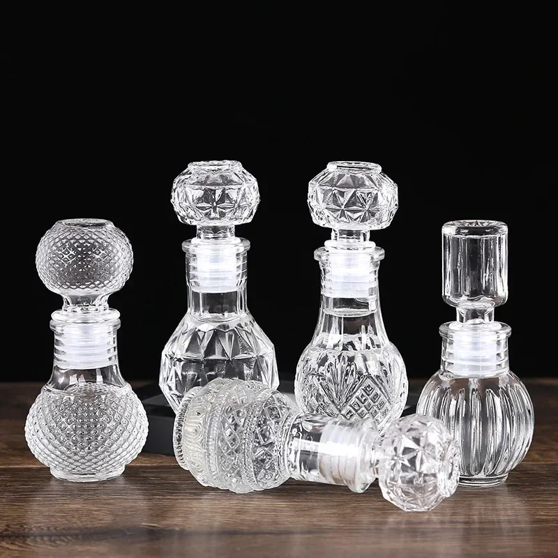 1 Pcs small 50ML mini style whiskey decanter Liquor Glass Alcohol Bottle with Airtight stopper