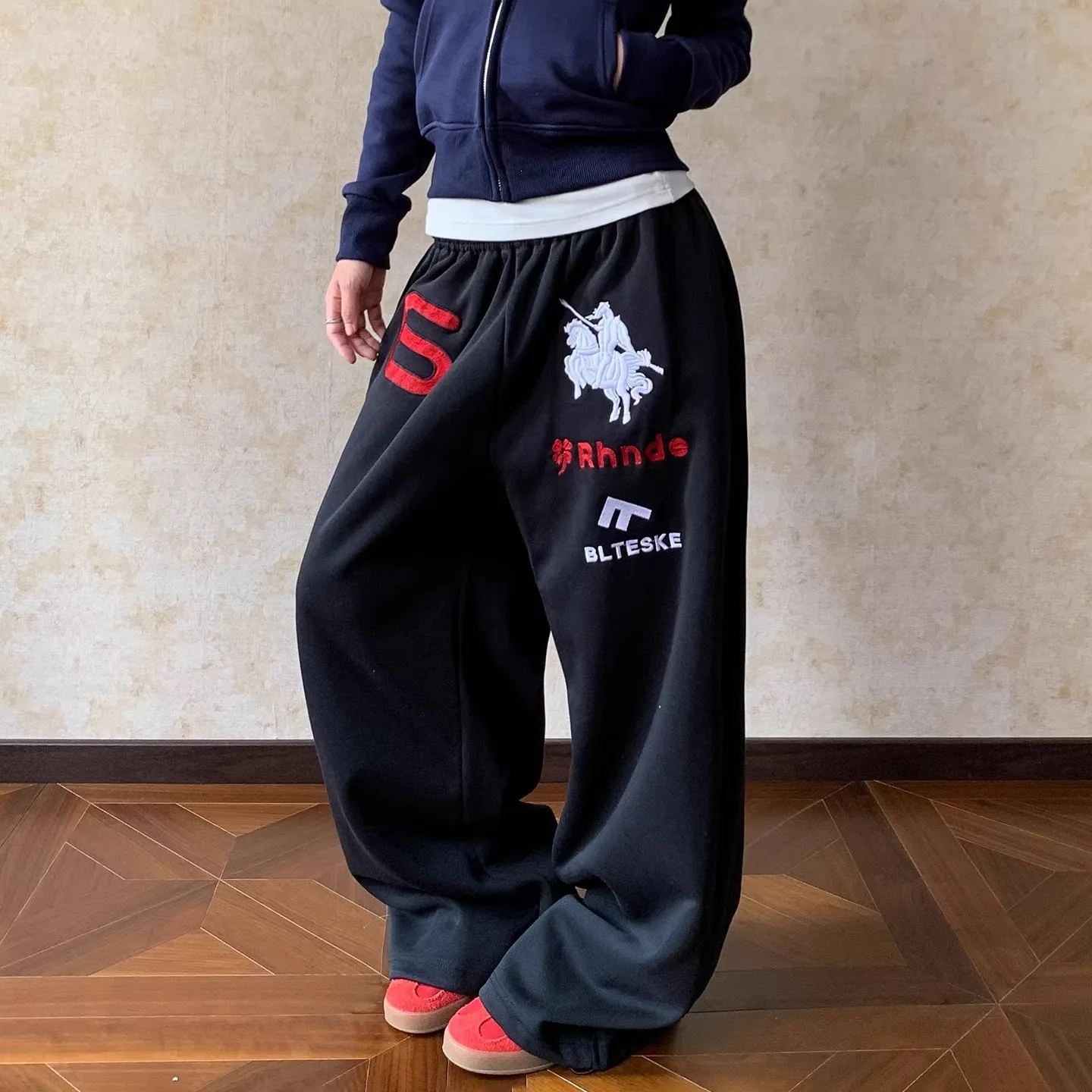 All Seasons Retro American Y2K Letter Print 2026 New Sport Sweatpants Women Lazy Sle Wide Leg Pant Jazz Dance Casual Long Pants