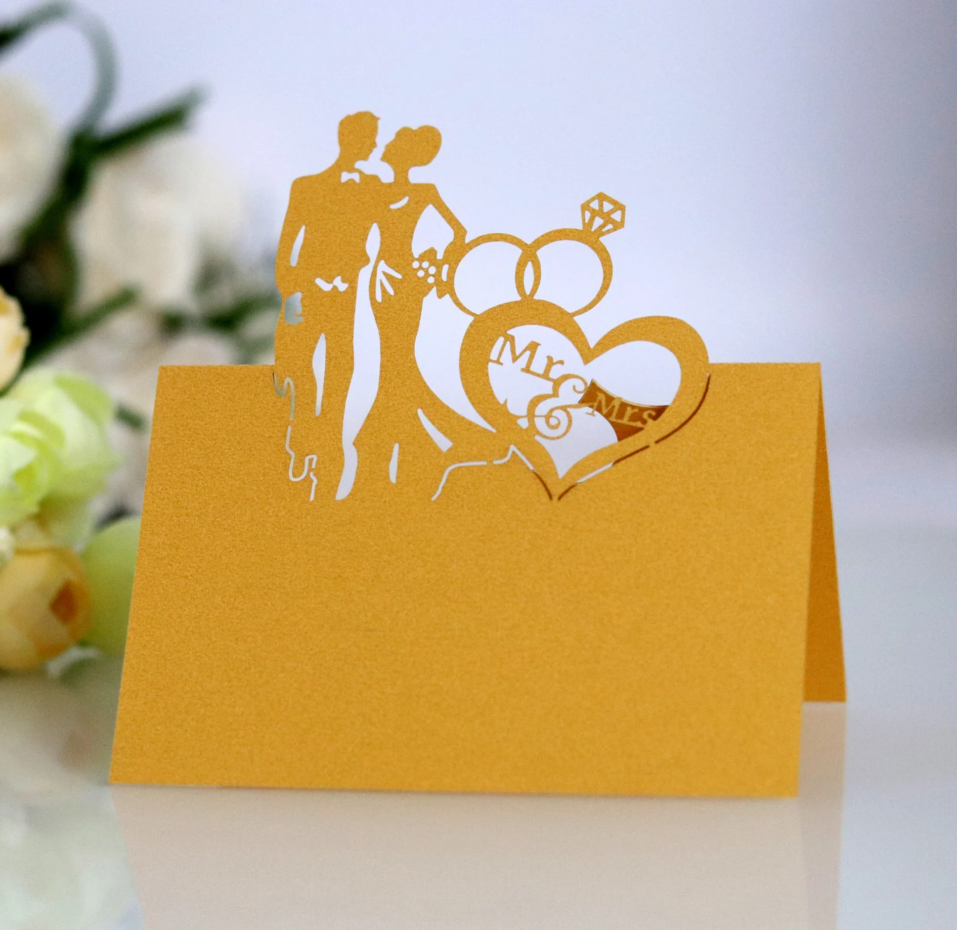 

Mr&Mrs Wedding Place Cards Bride And Groom Seating Table Name Card Table, 50 Pcs