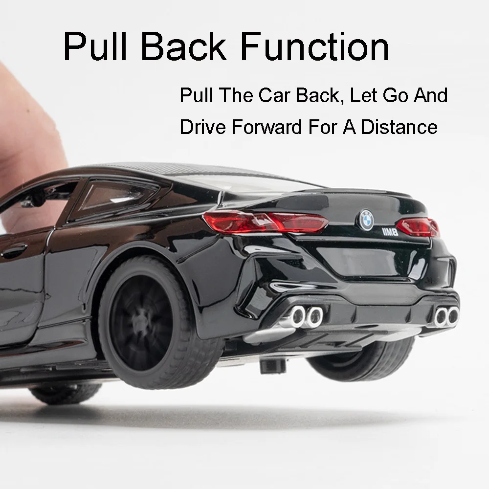 1:32 M8 Miniatuur Model Sportwagen Speelgoedlegering Diecast Met 4 Deuren Geopend Pull Back Light Voertuigen Speelgoed Voor Kindercadeaus Collectie