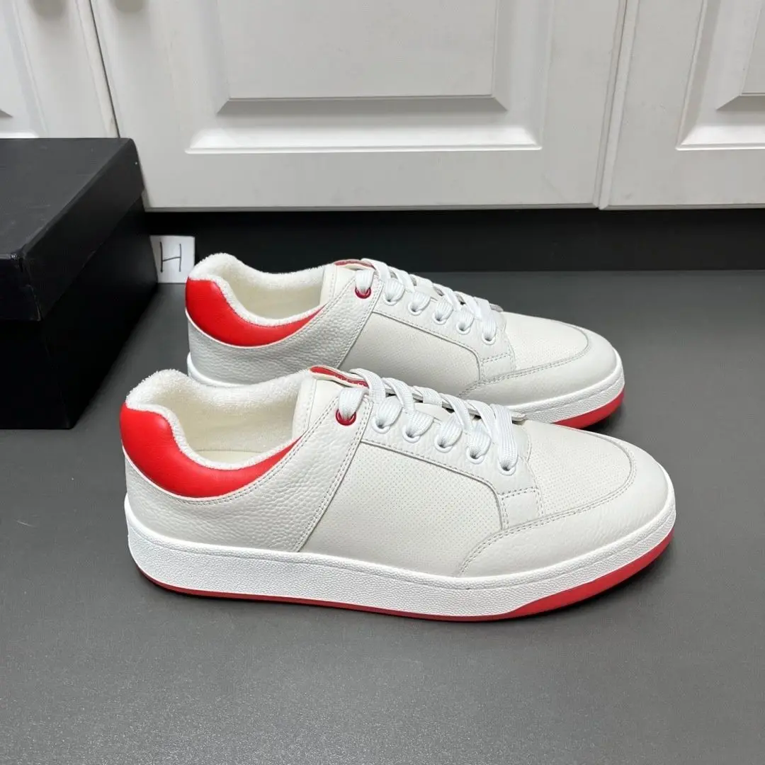 Unisex White Red Color Block Fleece Lined Low Top Sneakers Grain Leather Casual Shoes Flat Warm Autumn Winter Street Skate Footwear for Men Women