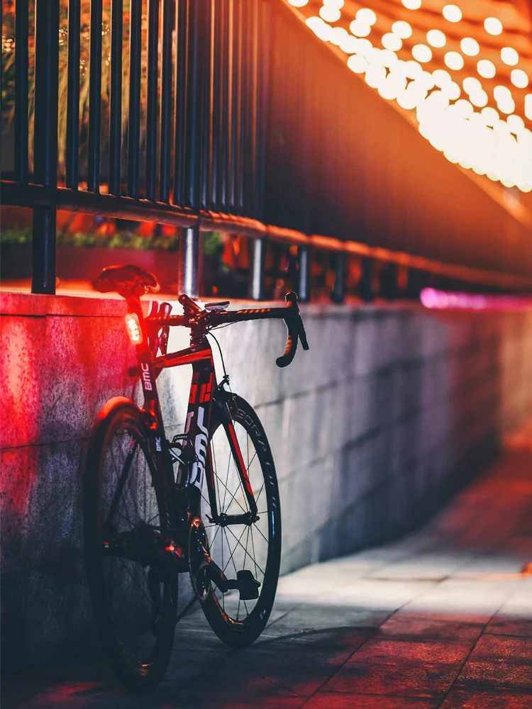 

RAVEMEN FR300 Bike Lights Set Bicycle LED Rechargeable Front Headlight For Garmin Wahoo TR250 Taillight Rear Light Auto on-off