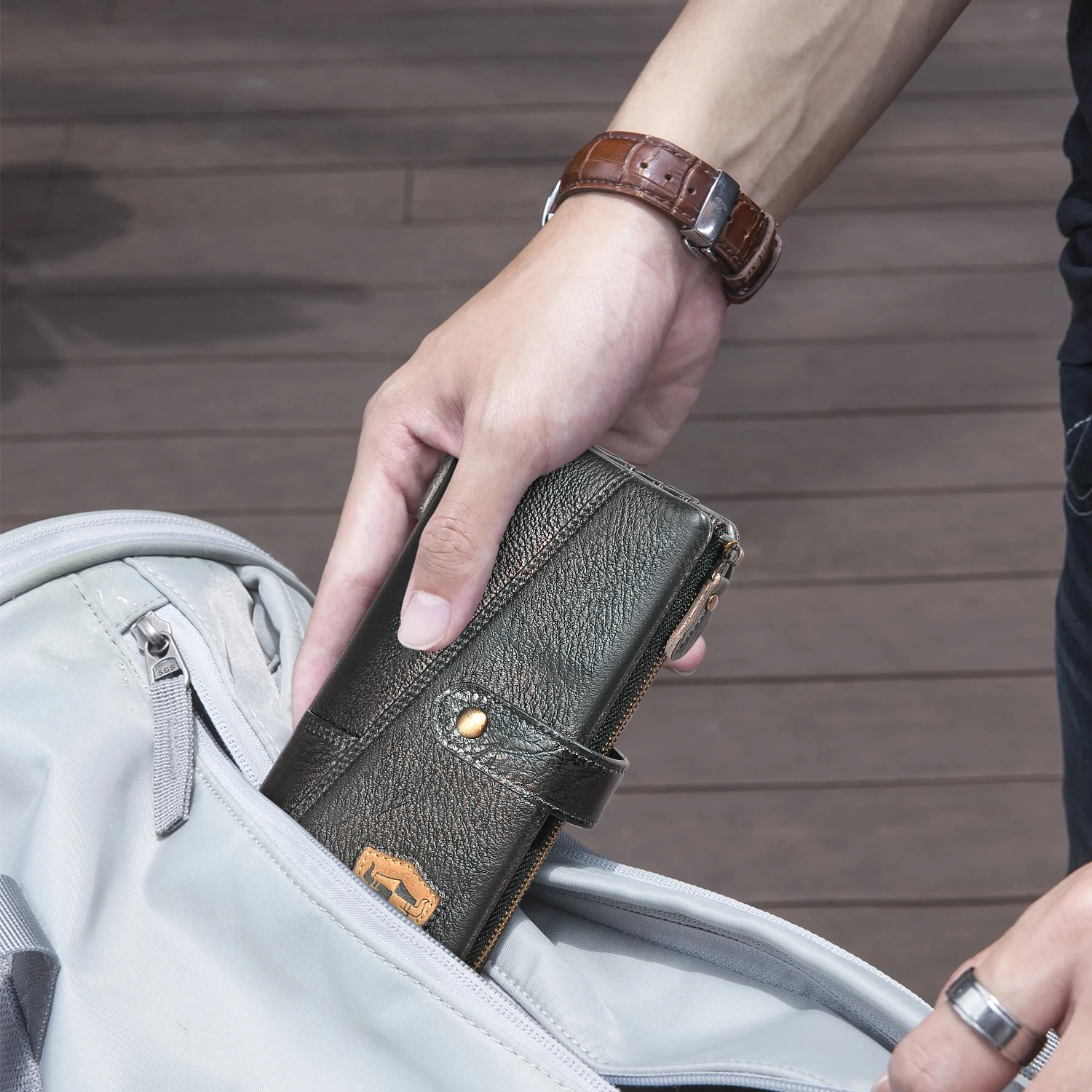 뜨거운 판매 두꺼운 정품 가죽 여행 비즈니스 주최자 체인 RFID 지갑 남성용 긴 지퍼 남성 지갑 카드 홀더 1803