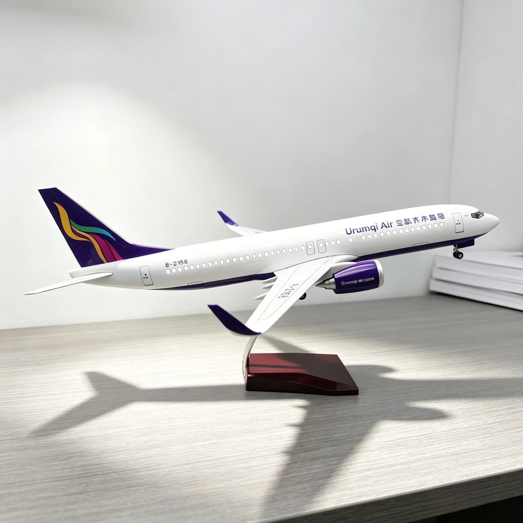 1:85 Scale Boe-ing 737 Ukraine International Airlines B737 Airplane Models 47cm Die-Cast Resin With Plastic Model  Displays