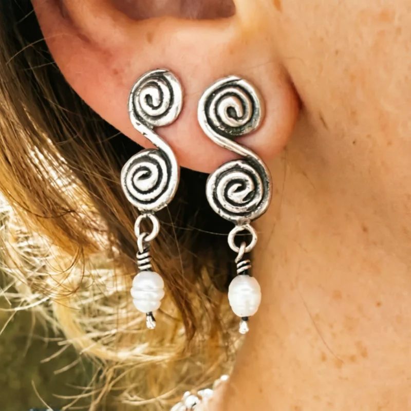 Elegant Ethnic Style Imitation Pearl Spiral Dangle Earrings for Women Vintage Chic Design Festival Vacation Charm Jewelry Crafts