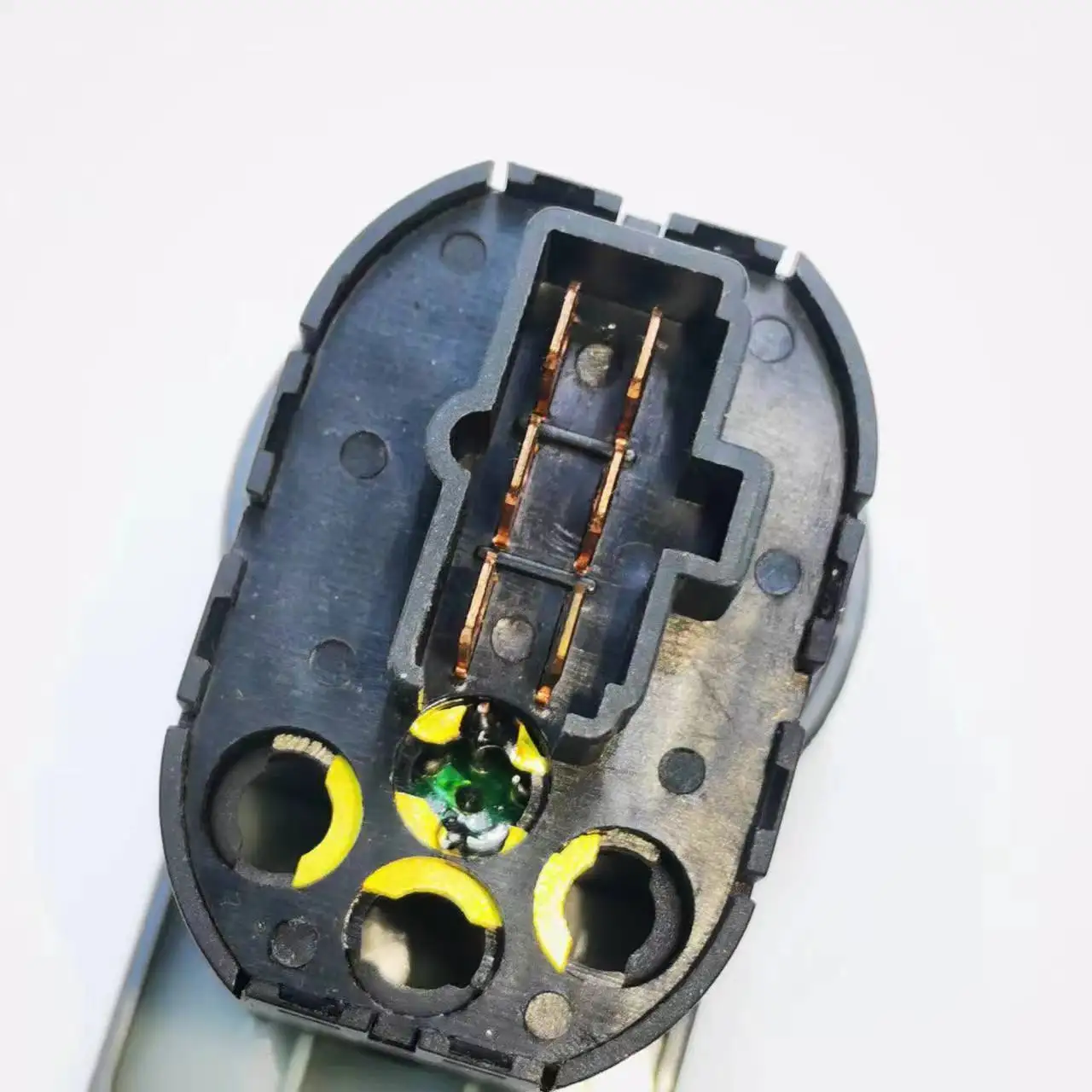 Four-Wheel Drive 4WD Switch 3777010-0000 For ZX Auto Grandtiger Landmark 6