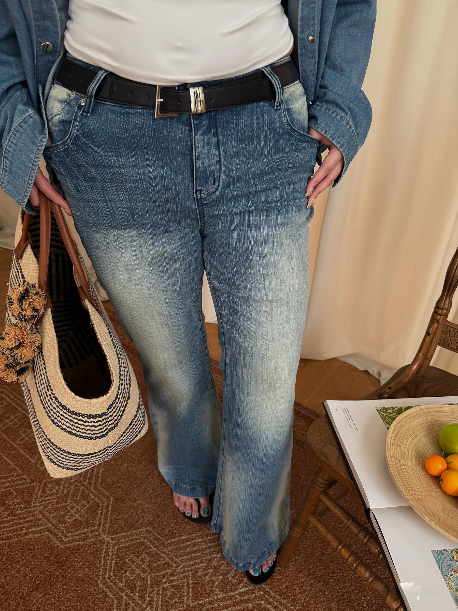 

Boolibyoo Women's Slimming Skinny Jeans Bell Bottoms Vintage Wash Gradient Blue Long Leg Pants Summer Casual Cotton Denim