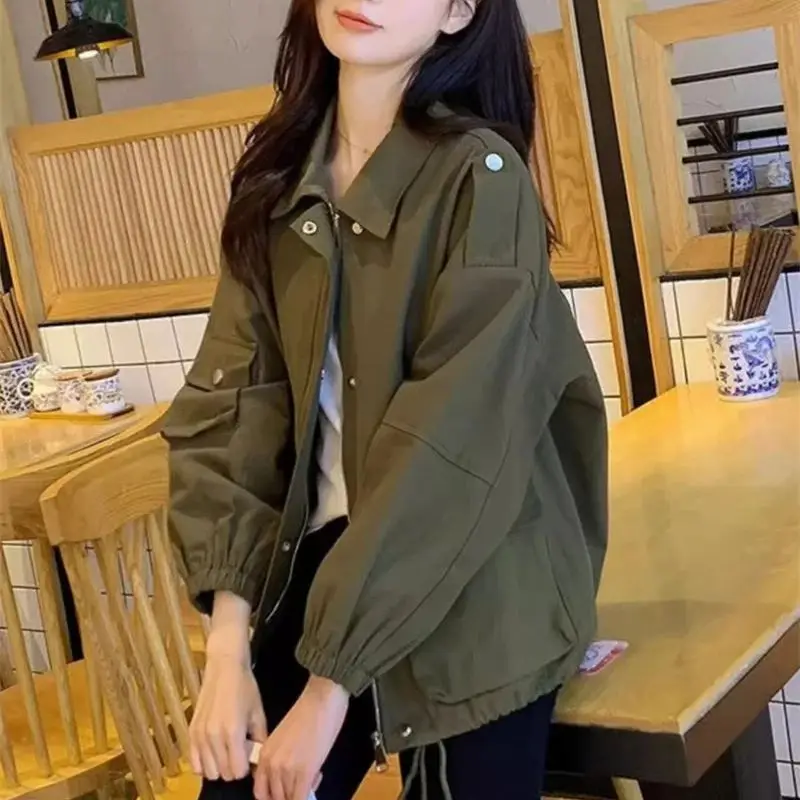 Slim and Trendy Work Jacket Jacket Jacket for Women 2024 Spring Autumn New Loose Fitting Flesh Blocking Casual Short Windbreaker