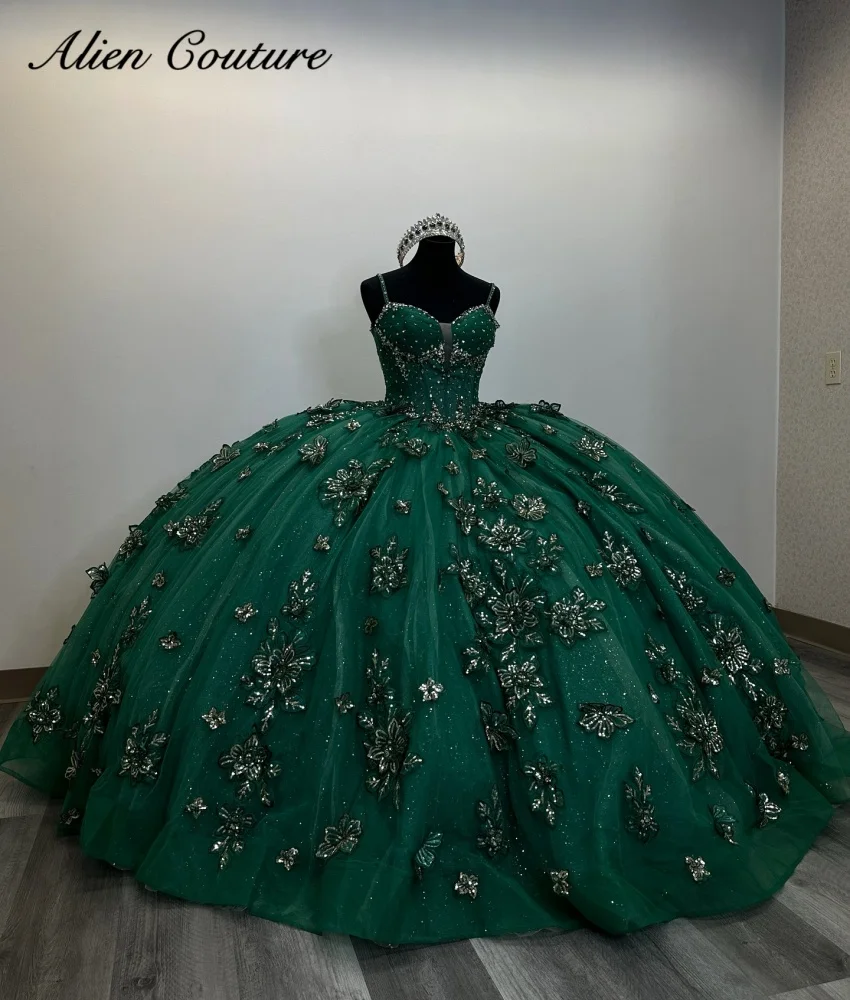 Voortreffelijke smaragdgroene quinceanera jurk baljurk met kralen 3D vlinders van toepassing op kristallen verjaardagsjurk Vestidos De 15 Años