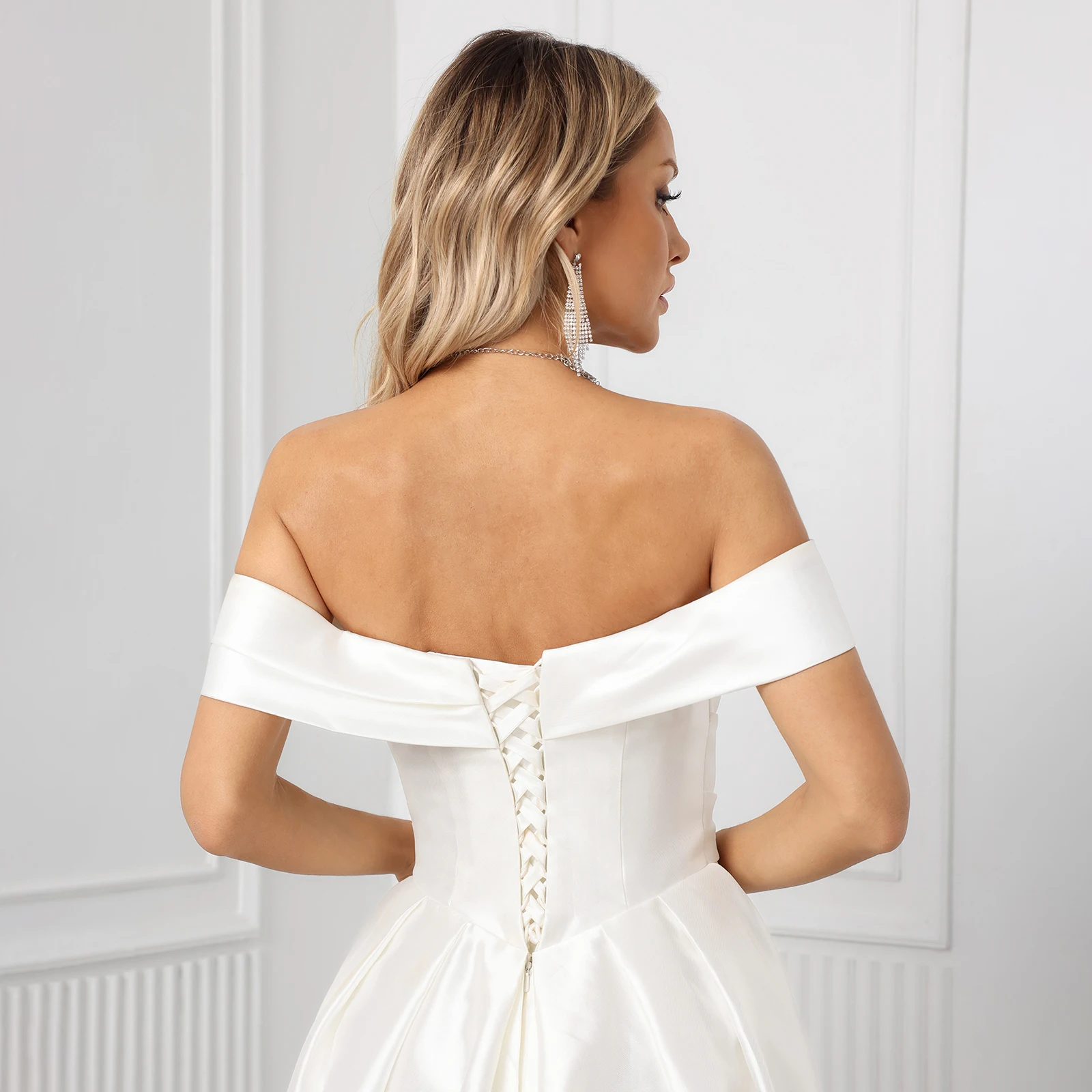 Robe de Mariée en Satin Sans Bretelles, Tenue Plissée, avec Fente Haute, Ligne A, pour Demoiselles d'Honneur, pour Patients