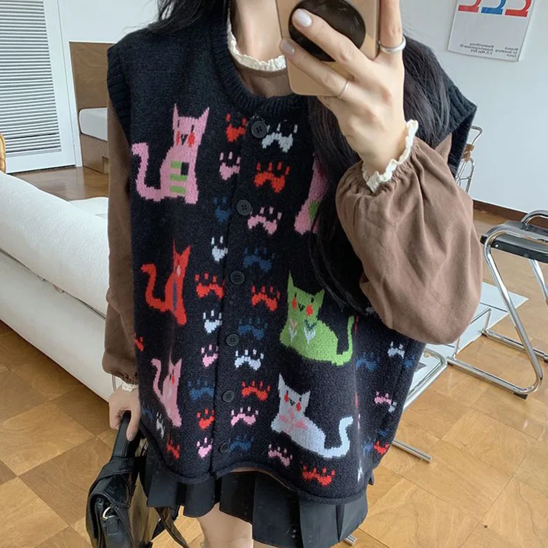 Cute Cartoon Cat Women Sweater Vest Vintage O Neck Knitwear Sleeveless Jackets Female Casual Button Women Waistcoat autumn