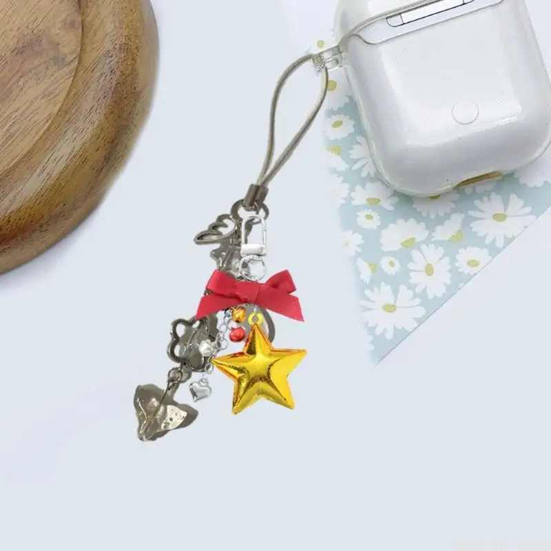 

X90D Holiday Gift Resin Mushroom Keychain With Christmas Detail For Bag Decoration