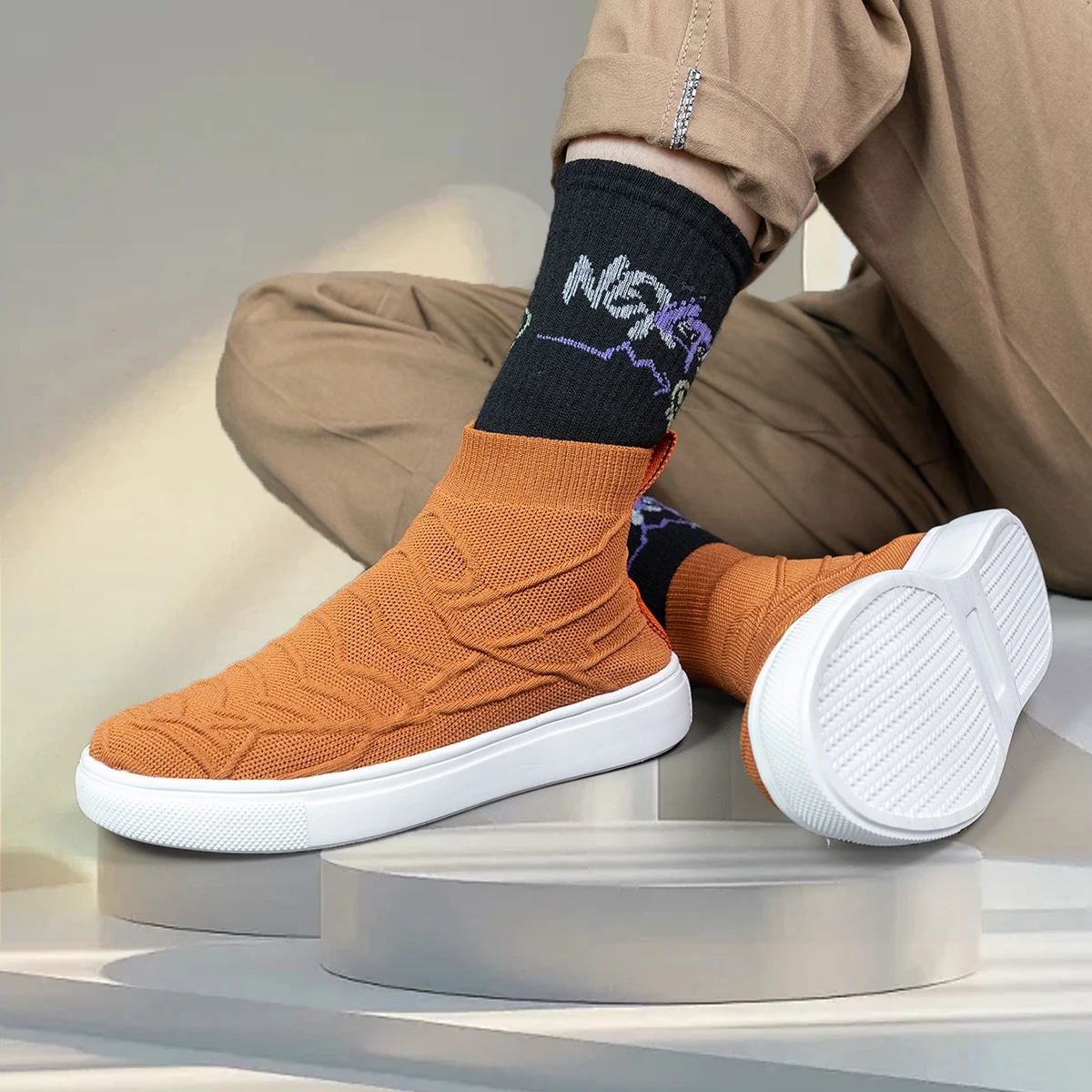 New Unisex Casual Sports High-Top Board Shoes Fashionable All-Season Travel Boots Daily Morning Run Sneakers
