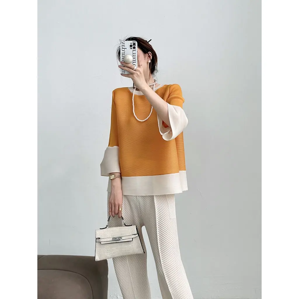 

Miyake Women's round Neck Colorblock T-shirt Summer Lantern Sleeve Loose Pleated Elegant Slimming All-match Top