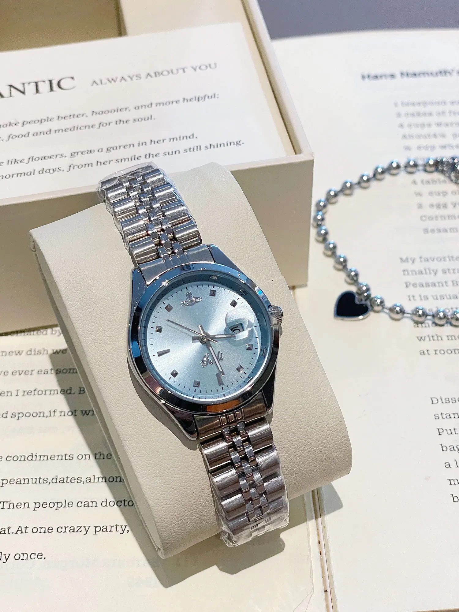 

Elegant Ladies' Watch Ladies' Commuter Watch Luxury-inspired SophisticatedCompact and Stylish Stainless Steel Bracelet Timepiece