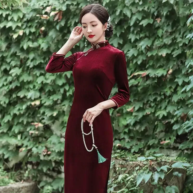 Traditional Novelty Qipao Autumn Winter Velvet Vintage Button Dress Elegant Evening Party Gown Plus Size 5XL Chinese Cheongsam