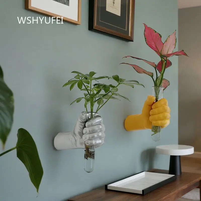 Resin Fist Wall Vase Wall Mounted Hand Sculpture Planter With Glass Test Tube Hydroponic Plant Holder Home Wall Decor