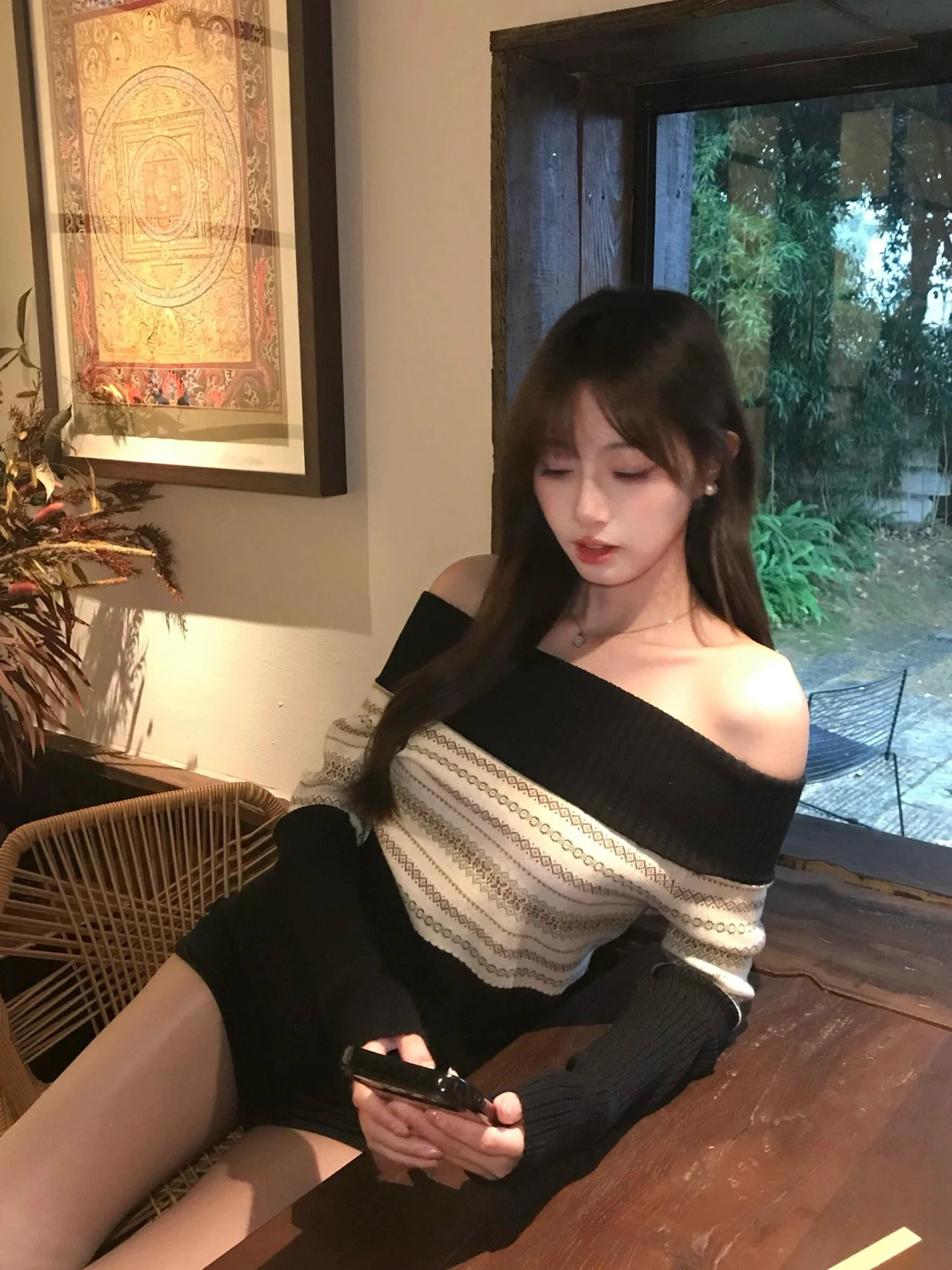 

Ретро-свитер с цветными блоками и узором Fair Isle на одно плечо, мягкий и уютный, создающий особую атмосферу, женский свободный вязаный топ для повседневной носки