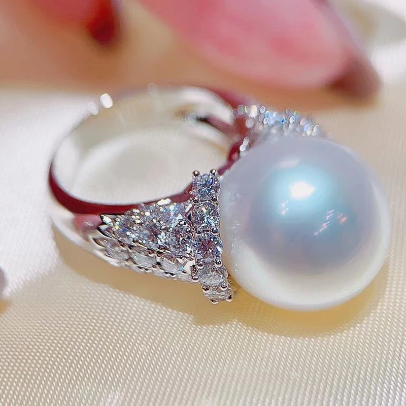 Huitan Full Bling Iced Out CZ Simulated Pearl Women Rings High Quality Silver Color Wedding Rings Luxury Fashion Newly Jewelry