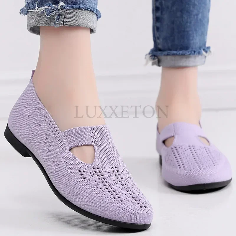 Fashionable and Breathable Summer Mesh Lightweight Mother Shoes Slip on Flat Casual Non Slip Sports Vulcanized Shoes for Women