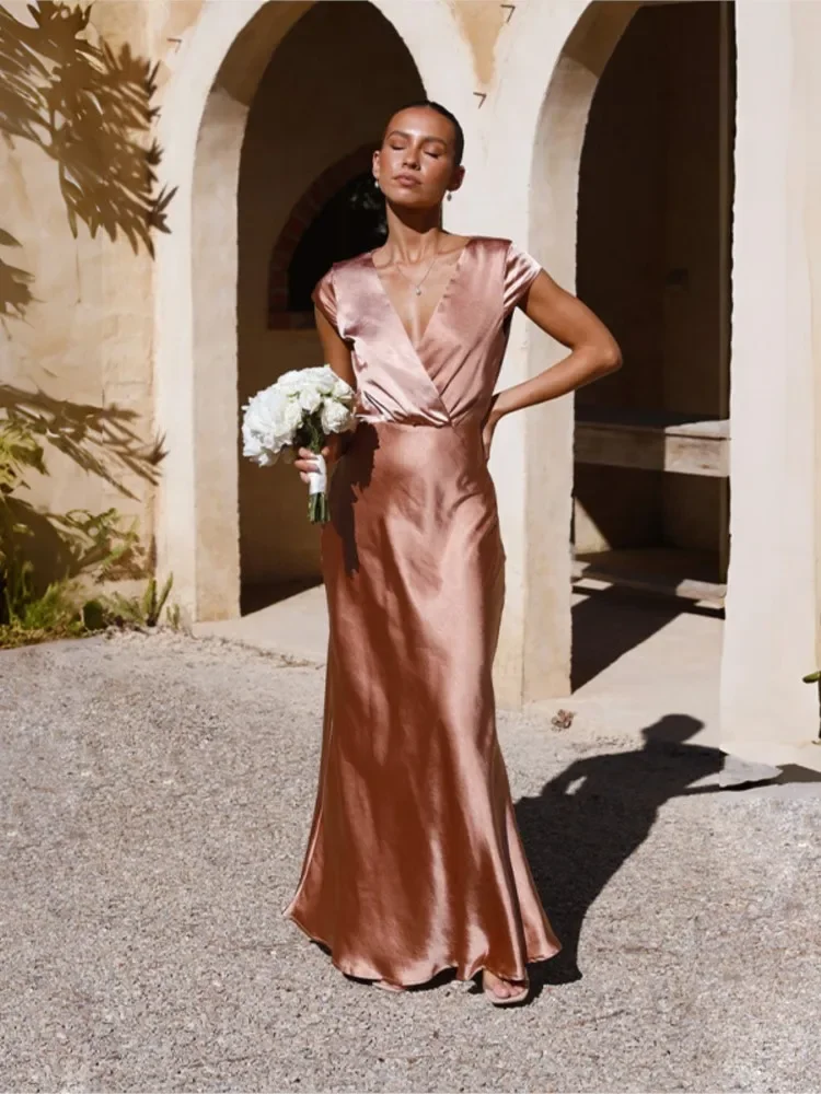 Vêtements pour femmes printemps été article Satin couleur unie Sexy col en v Sexy jupe queue de poisson tempérament robe de soirée jupe longue