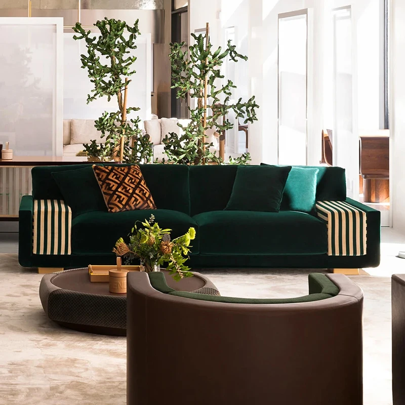 Modello camera hotel villa moderno semplice divano per tre persone