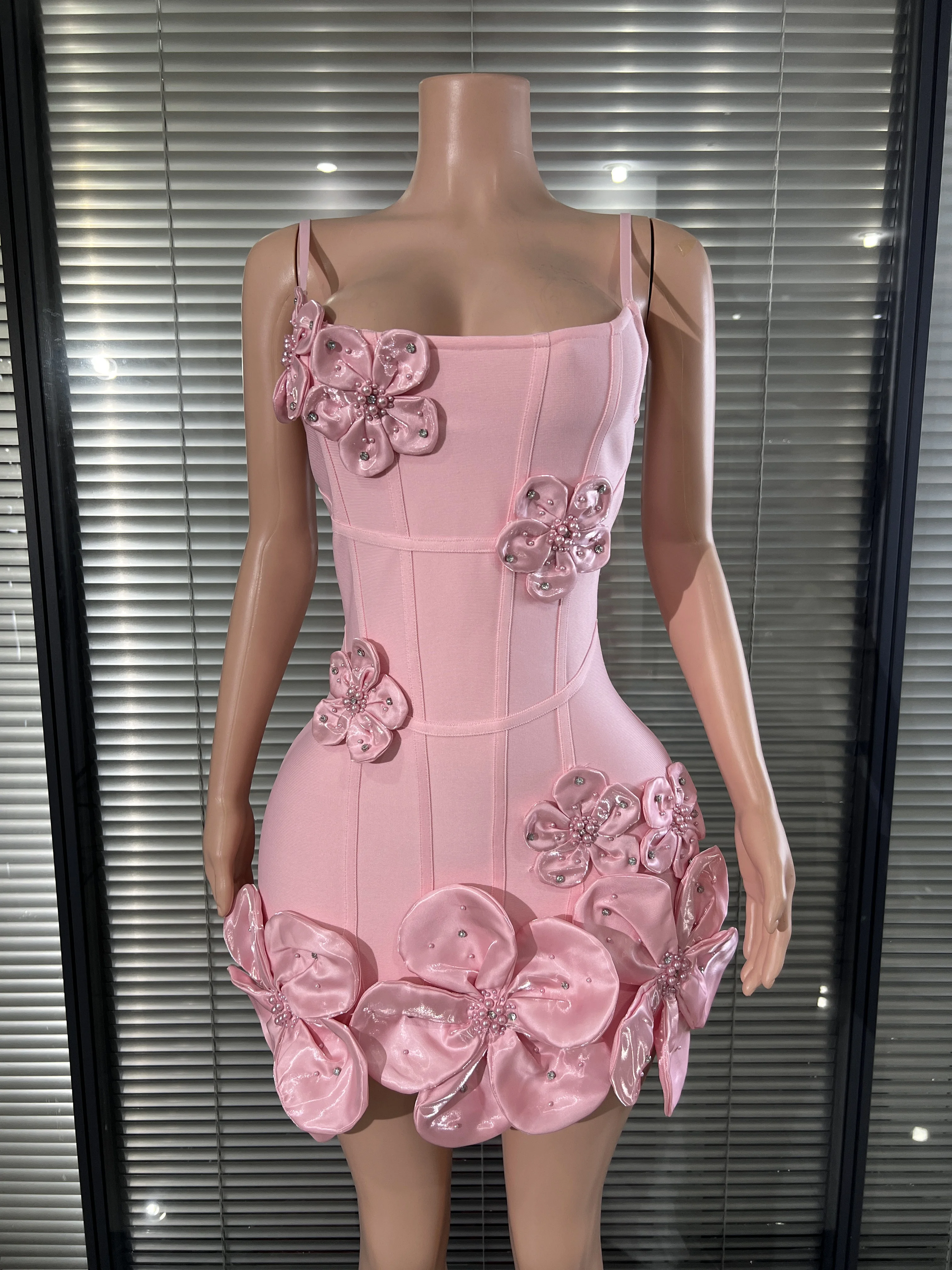3D Flower Appliques Mini Dress ForWomen Spaghetti Strap Rhinestone DecorBodycon Bandage Dress Nightclub Photoshoot Party Dress