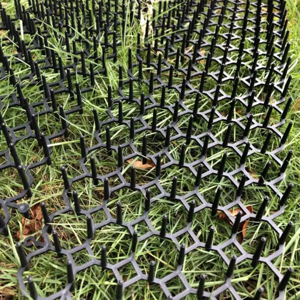 

Cat Repellent Spikes Mats Prevents Pet Away for Plants Flower Pot