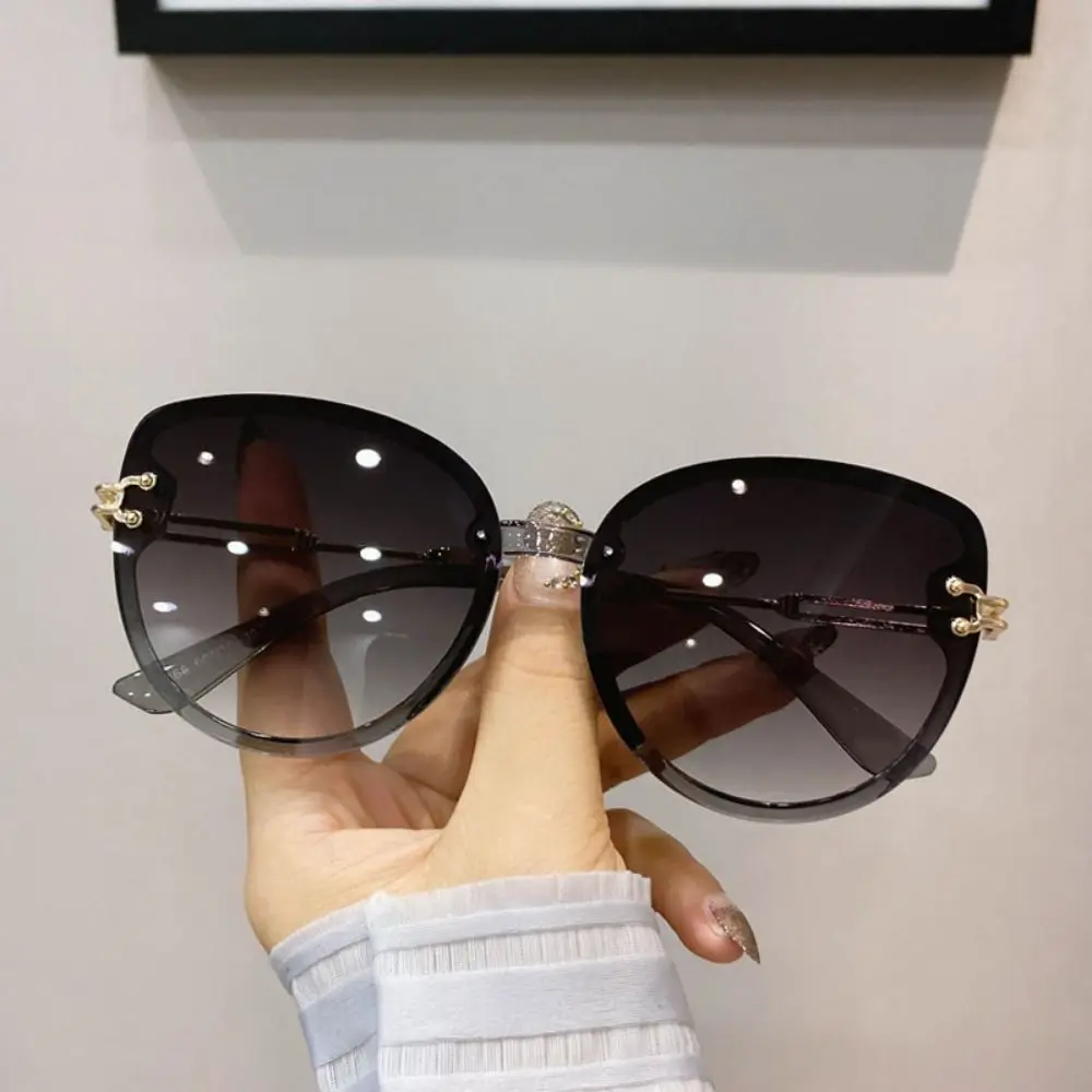 Korean Style Black Sunglasses for Women Ultraviolet-proof Large Frameworks Round Sun Glasses Dark Brown Eyewear Beach