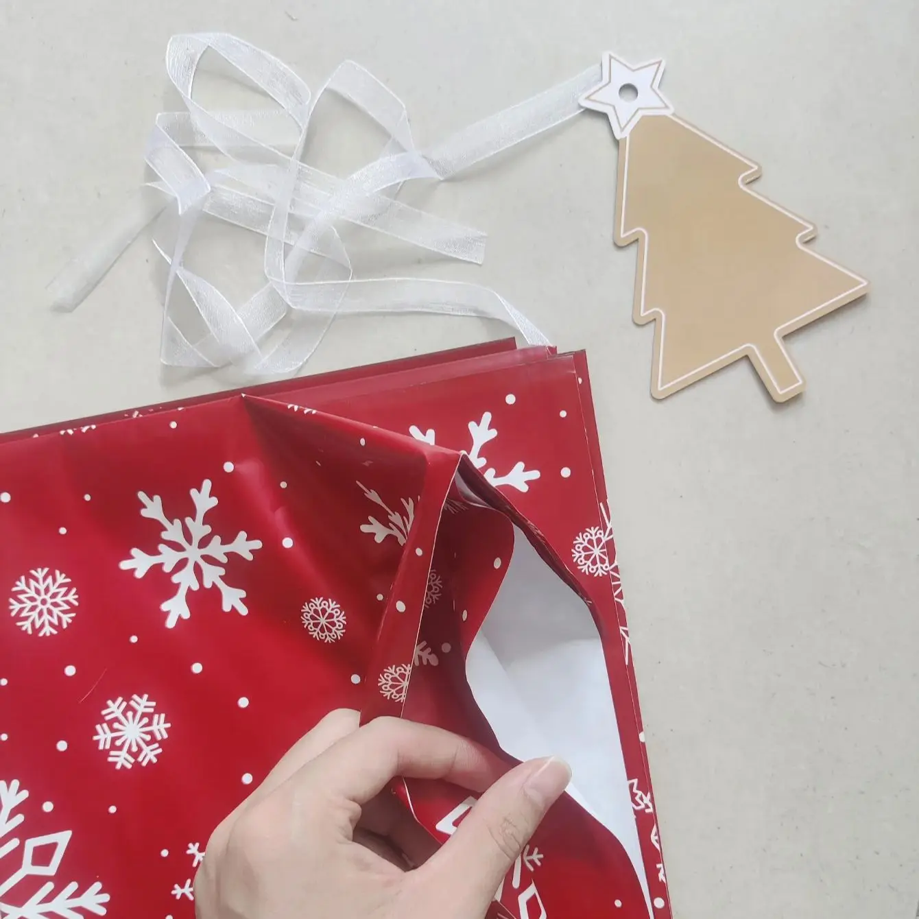 101x178 سنتيمتر كبيرة العملاق حقيبة عيد الميلاد سانتا كلوز ضخمة هدية حقيبة التخزين ندفة الثلج الأحمر البلاستيك شجرة عيد الميلاد بالون حقيبة النقل