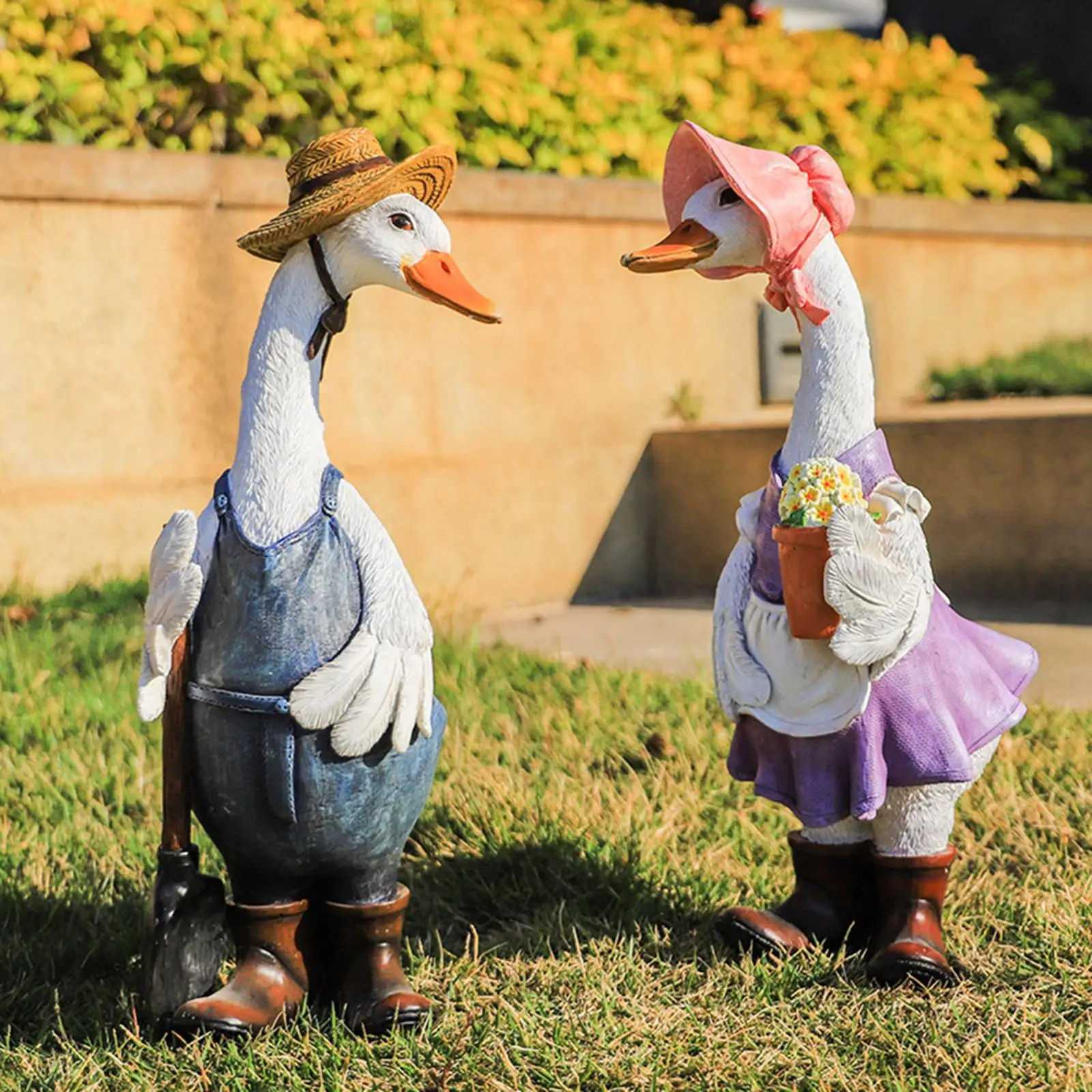 Artificial Duck Garden Statue Sculpture Figurine Model Ornament Outdoor Villa