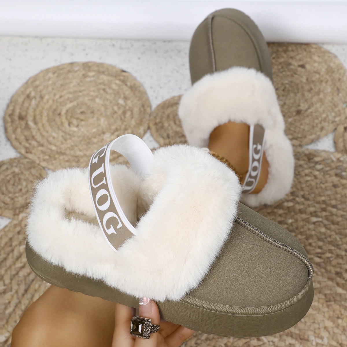 Buty damskie 2024 New Women Fashion Winter Indoor Solid Color Suede Fur Boots Ladies Home Platform Warm Slip-on Women Shoes