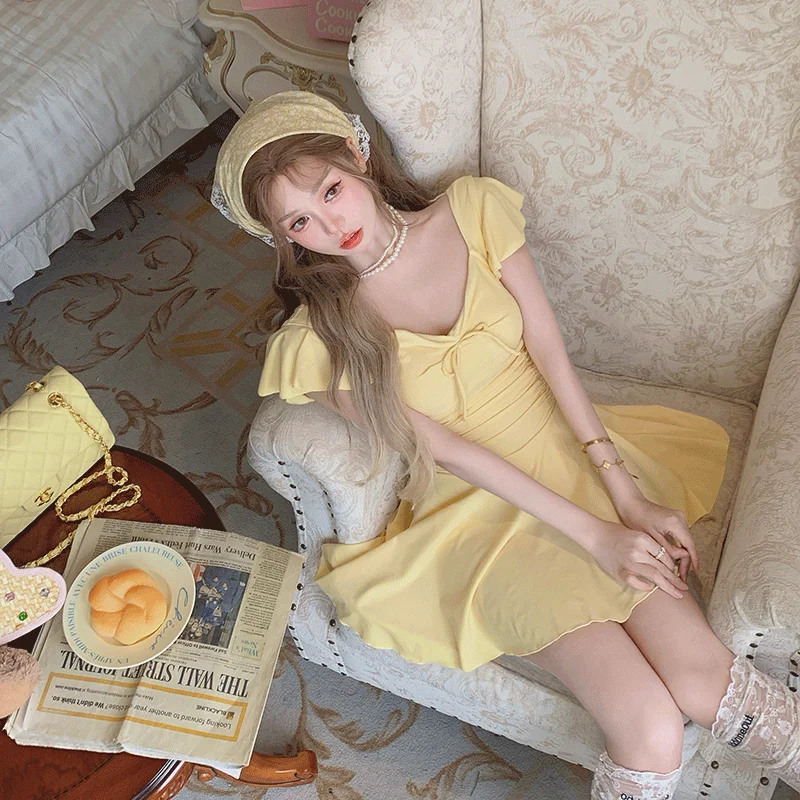 สีทึบตกแต่งโบว์กระโปรงชิ้นเดียวชุดว่ายน้ําผู้หญิงห้องพักช่วงวันหยุดชุดว่ายน้ํา 2025 ใหม่ Cover Ups สําหรับชุดว่ายน้ําผู้หญิง