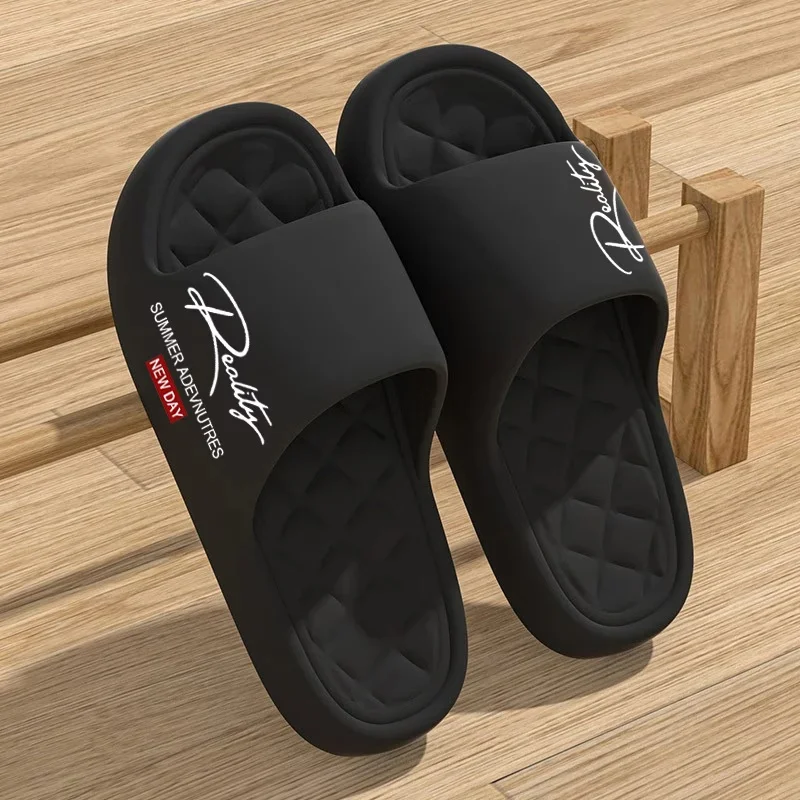 

Men's comfortable indoor slippers for spring and summer, fashionable slippers