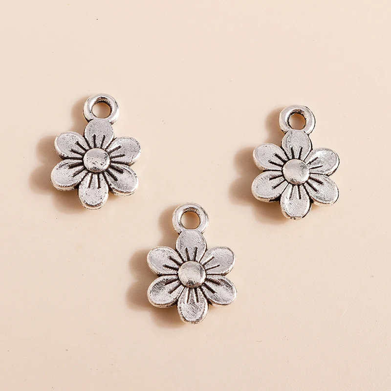 40 Stück 9x13mm Niedliche Legierungs-Blumenanhänger für Schmuckherstellung, Ohrringe, Halsketten, Armbänder, DIY-Bastelzubehör – Detail 3