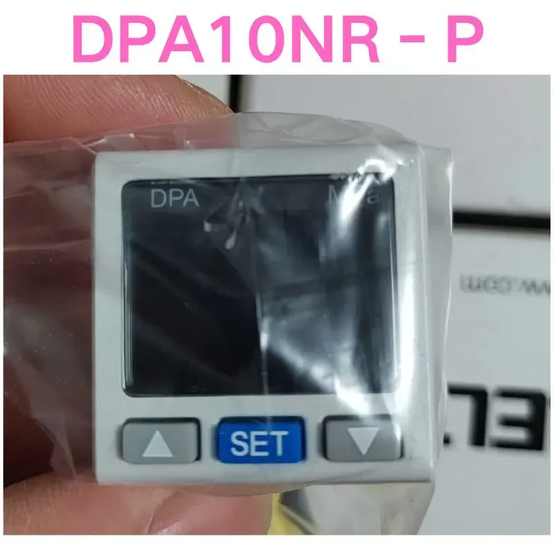 

brand new Pressure sensor DPA10NR-P