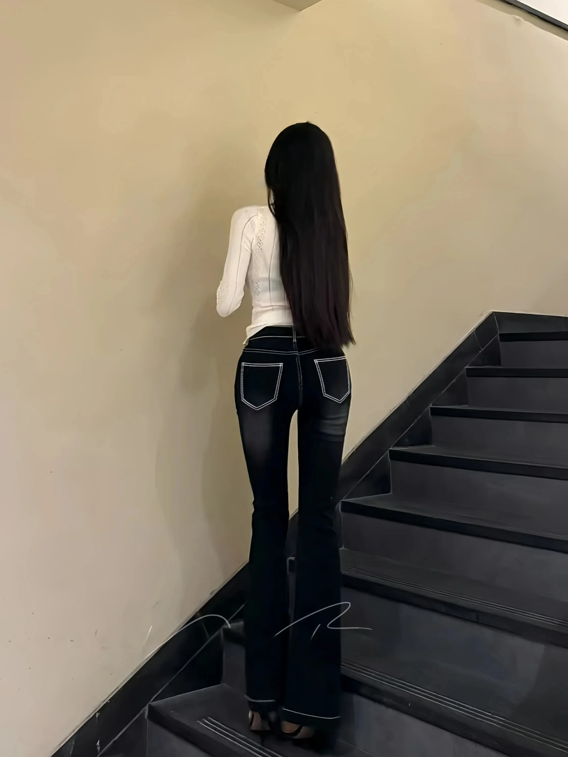 Low Waist Bell Bottom Slimming High Rise Jeans Korean Style Retro Long Pants Enhanced Hip Shape Whitening Process Denim