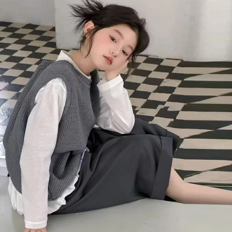 

Girls' French-style casual knitted vest set2026New Spring Fashionable Korean-Style Layered Three-Piece Set for Older Children