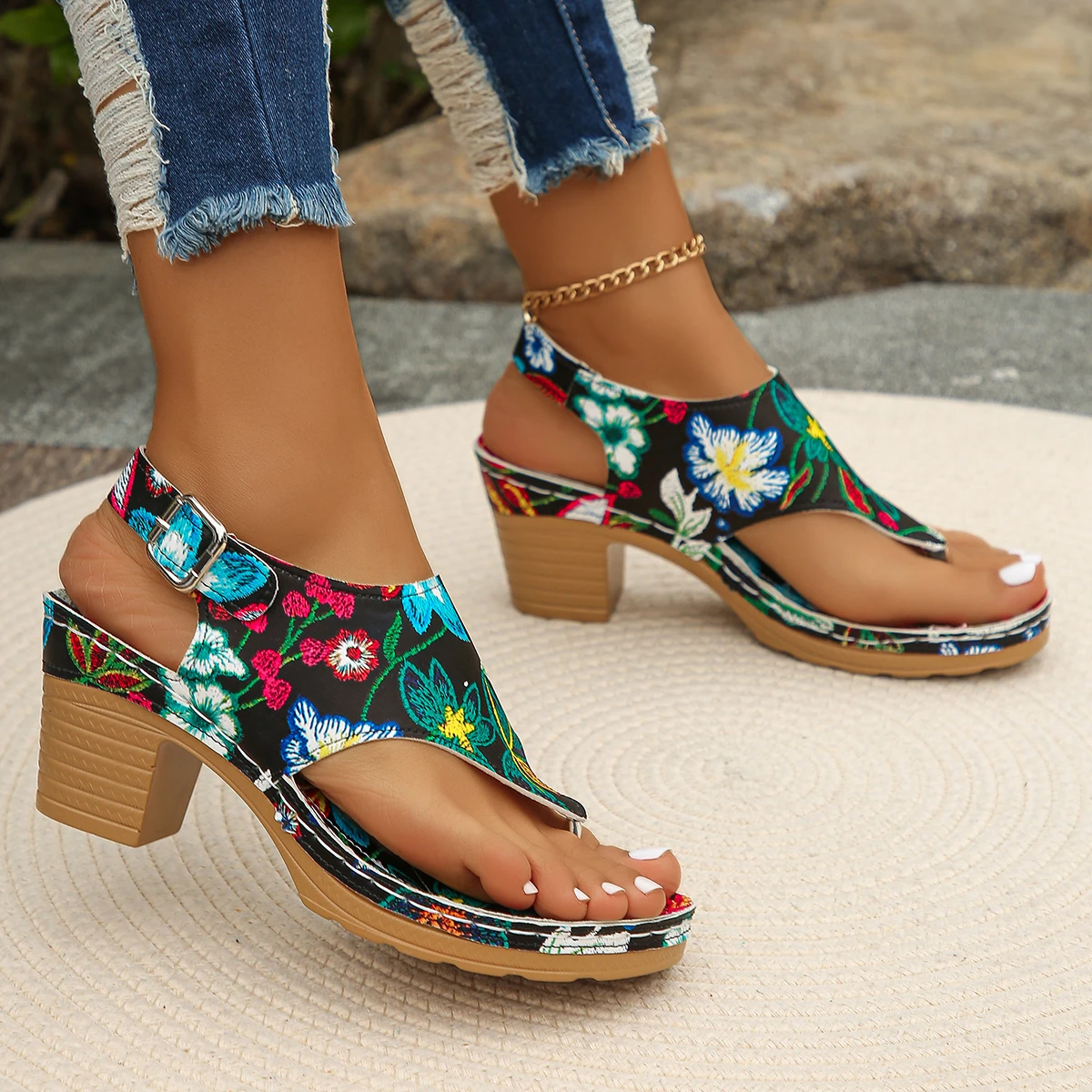 Fashion Summer Women Sandals Outdoor Mixed Colors Open Toe Shoes for Women Chunky Heels Large Size Rome Elegant Sandals Women