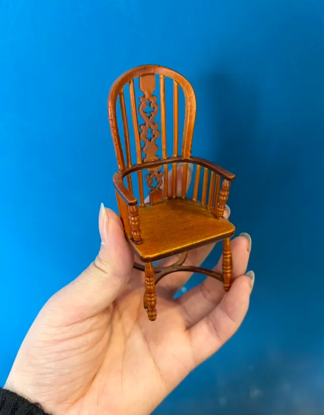1:12 Poppenhuis Europees Meubilair Decoratieve Miniaturen Scène Mini Gesneden Tafel Stoel Computer Bureau Stoel Meubilair
