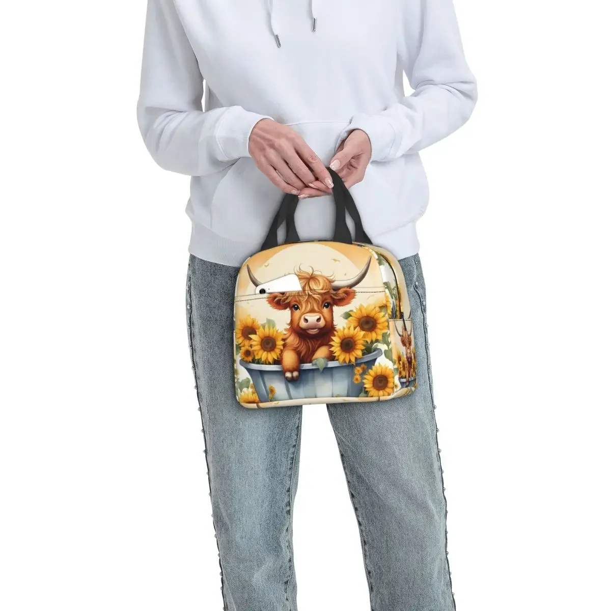 Custom Highland Cow And Flower Lunch Bag Men Women Thermal Cooler Insulated Lunch Box for School Work Food Picnic Tote Bags