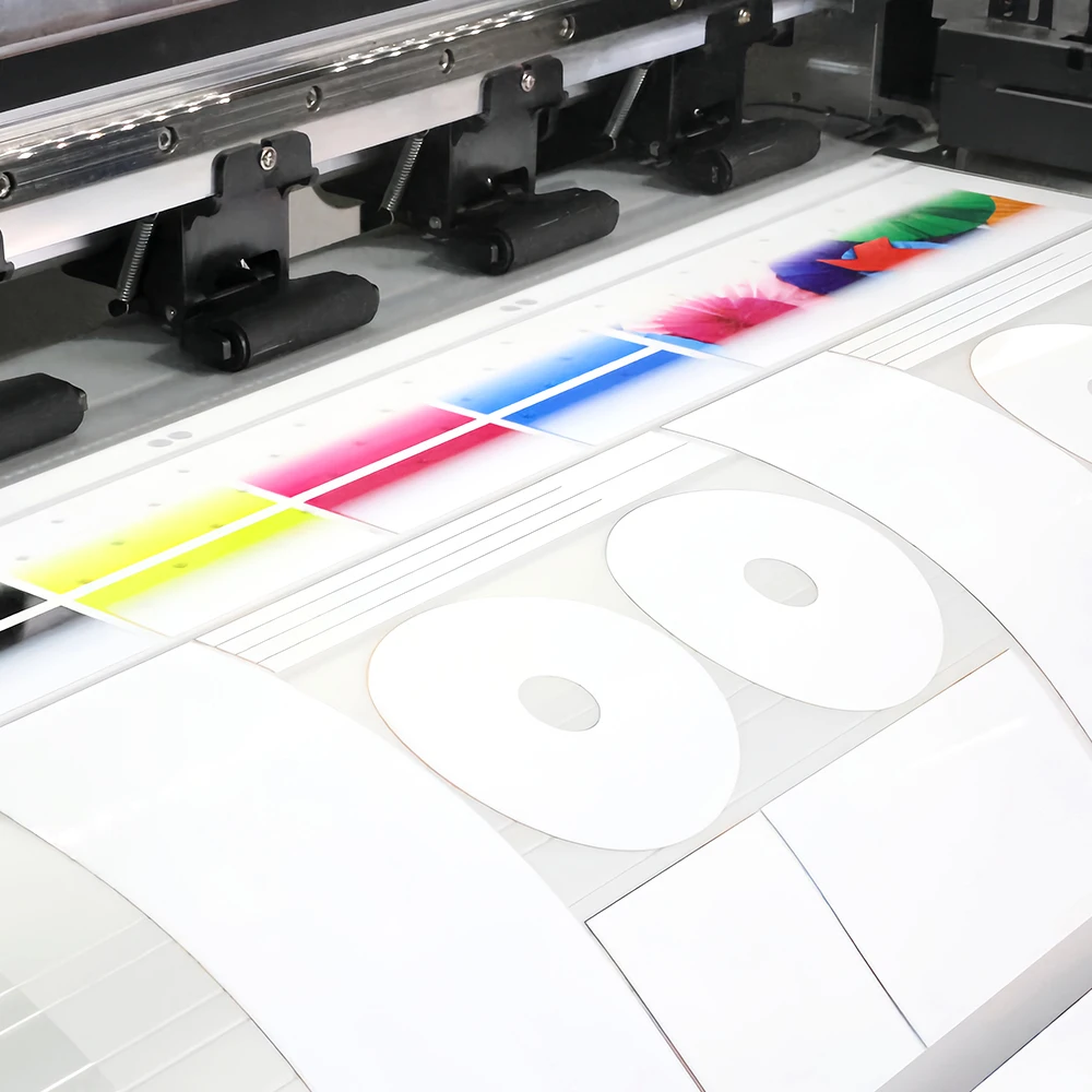i3200-A1 Printheads DTF Printer There are two nozzles installed Wide applications in Apply to nylon,chemical fiber,cotton,etc.