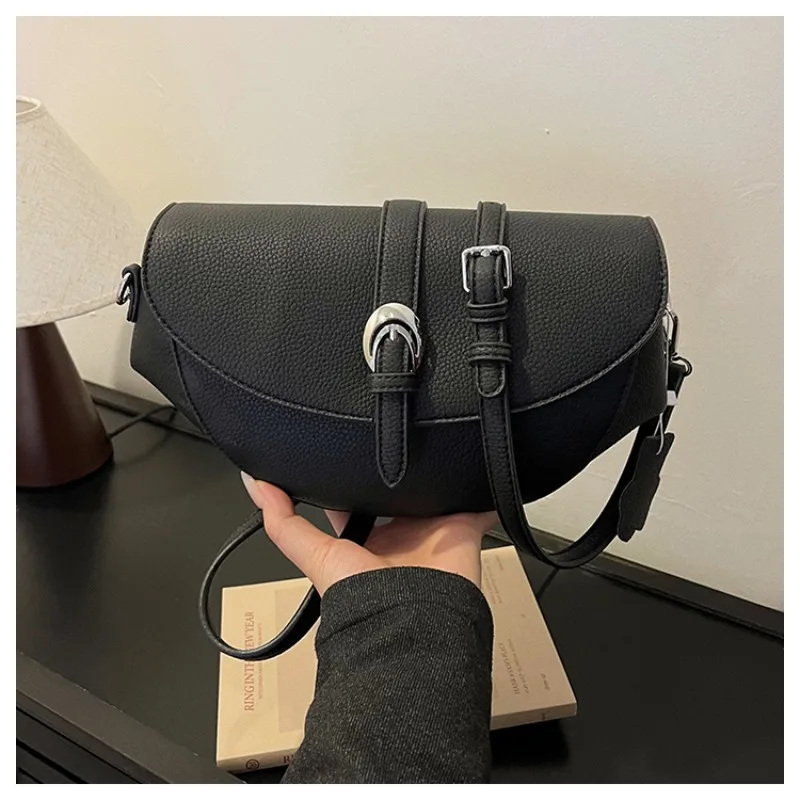 

Vintage Inspired Leather Diaper Bag For Women Designer Crossbody Bag Elegant Minimalist Stylish Capacity